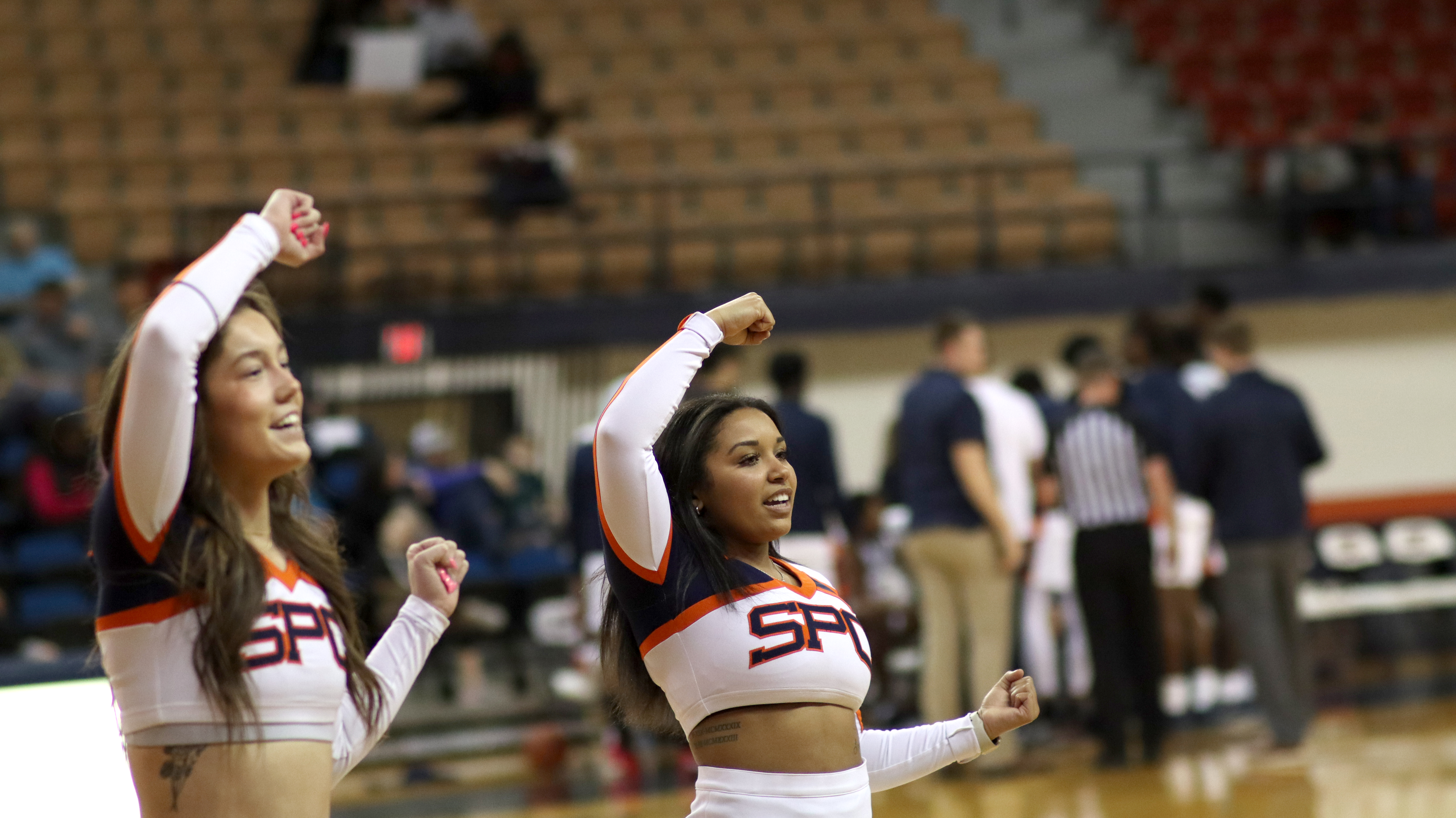 Cheerleaders bring hype to SPC events