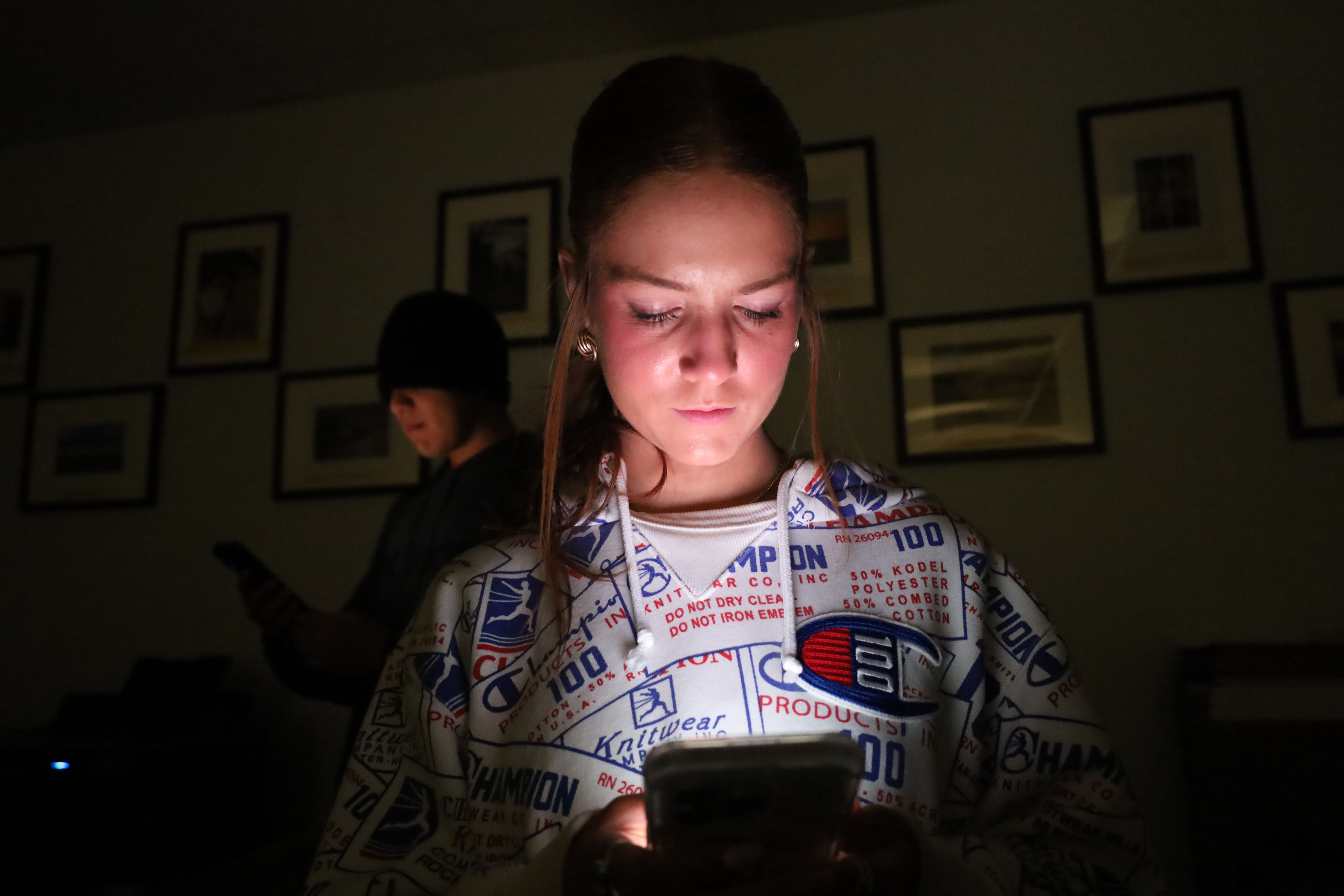 Think before you click:  How to spot scam text